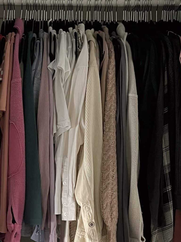 decluttering clothes